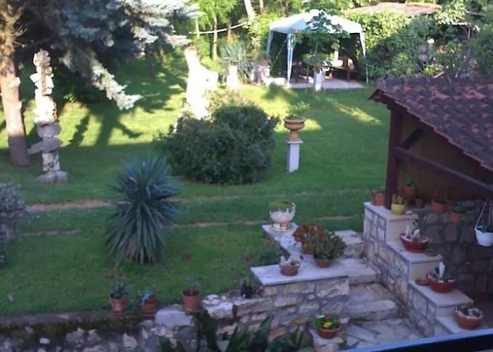 Nives Umag